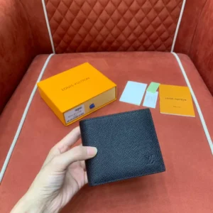 Louis Vuitton Amerigo Wallet - WL18