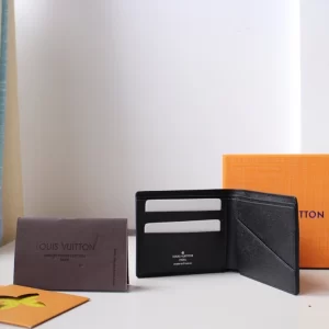 Louis Vuitton Multiple Wallet - WL07