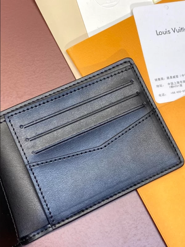 Louis Vuitton Slender Wallet - WL02