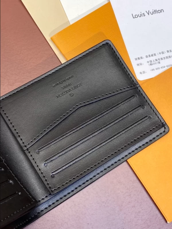 Louis Vuitton Slender Wallet - WL02