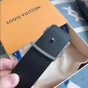 LV Initials 40mm Reversible Belt - B016