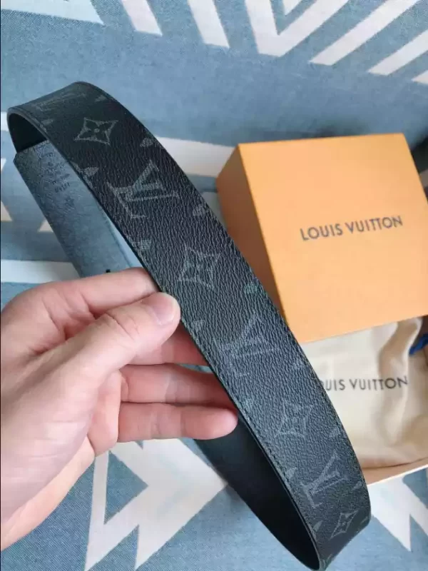 LV Initials 40mm Reversible Belt - B016