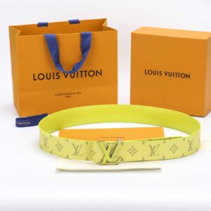 LV Initials 40mm Reversible Belt - B032