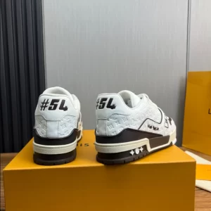 LV Trainer Sneaker - RLS48