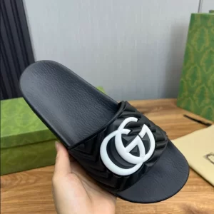 GG Matelasse Quilted Sandal