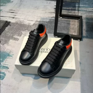 Alexander McQueen Oversized Sneaker - RAS22