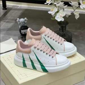 Alexander McQueen Oversized Sneaker - RAS44