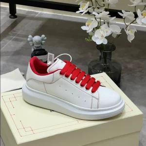 Alexander McQueen Oversized Sneaker - RAS47