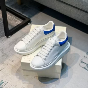 Alexander McQueen Oversized Sneaker - RAS25