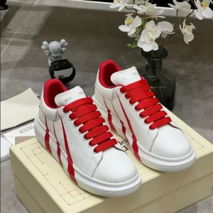 Alexander McQueen Oversized Sneaker - RAS43