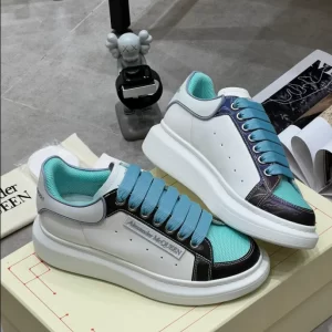 Alexander McQueen Oversized Sneaker - RAS61