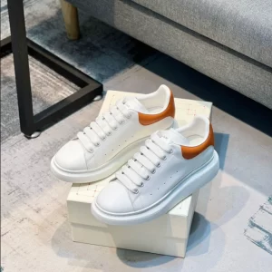 Alexander McQueen Oversized Sneaker - RAS23