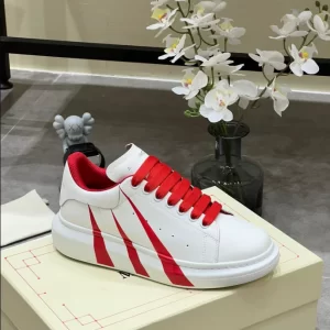 Alexander McQueen Oversized Sneaker - RAS43