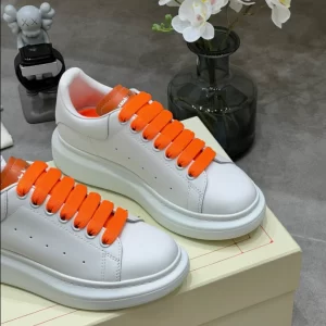 Alexander McQueen Oversized Sneaker - RAS49