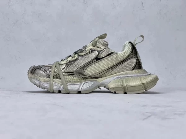 Balenciaga 3XL Sneaker - RBS27