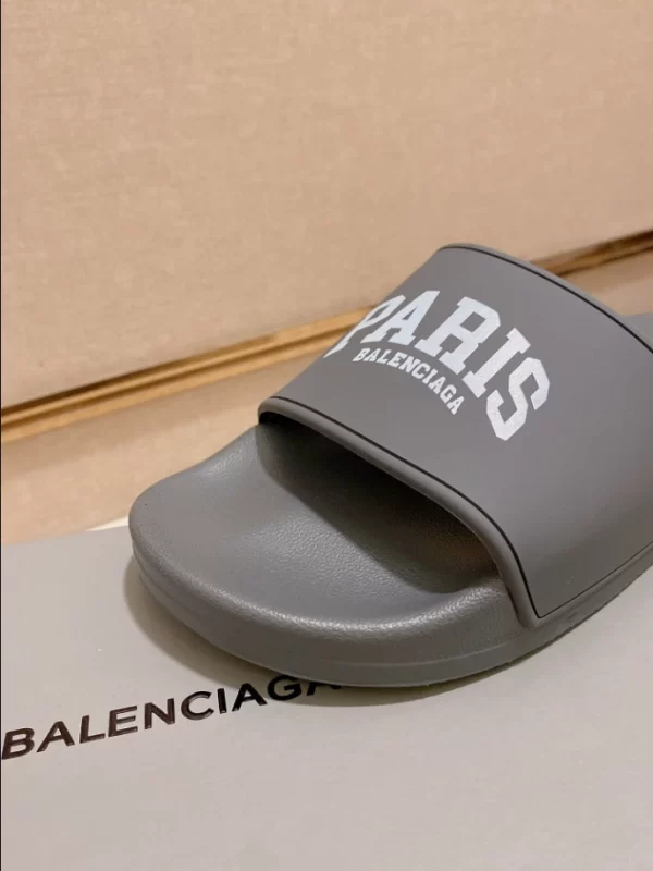 Balenciaga Pool Slide Sandals - BS10