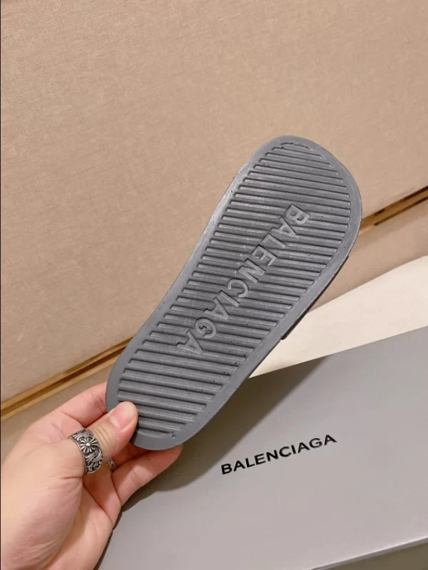 Balenciaga Pool Slide Sandals - BS10