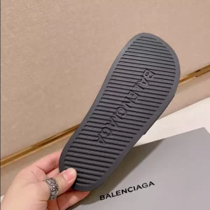 Balenciaga Pool Slide Sandals - BS04