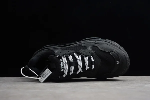 Balenciaga Triple S 1.0 Full Black Sneakers - RBS39