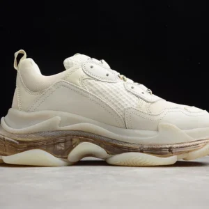 Balenciaga Triple S Clear Sole Low-Top Sneakers in White - RBS41