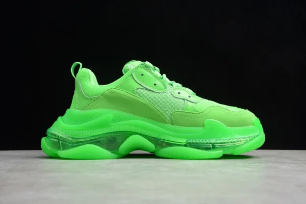Balenciaga Triple S Clear Sole in Green - RBS35
