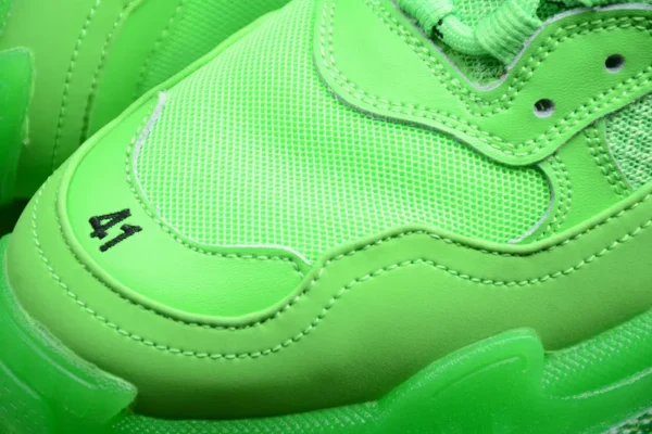 Balenciaga Triple S Clear Sole in Green - RBS35