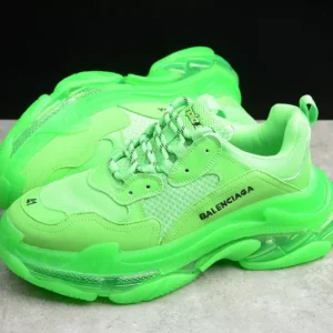 Balenciaga Triple S Clear Sole in Green - RBS35