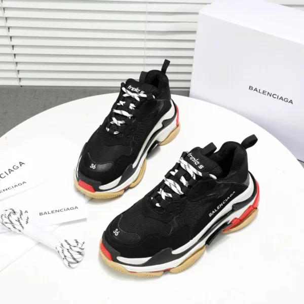 Balenciaga Triple S Sneaker - RBS49