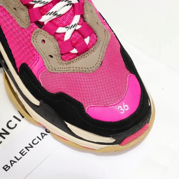 Balenciaga Triple S Sneaker - RBS54