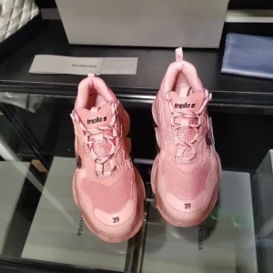 Balenciaga Triple S Sneaker - RBS62