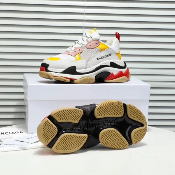 Balenciaga Triple S Sneaker - RBS57