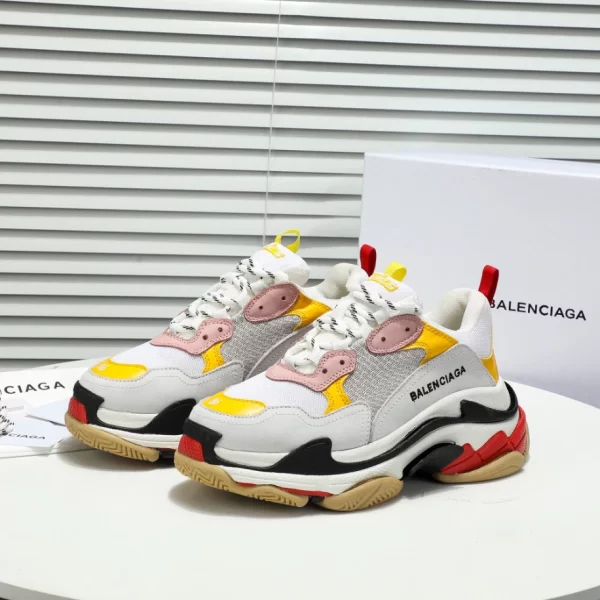 Balenciaga Triple S Sneaker - RBS57