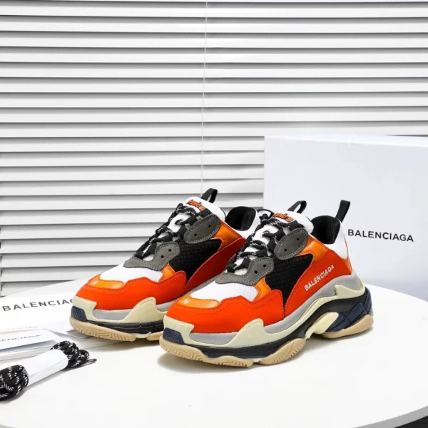 Balenciaga Triple S Sneaker - RBS59