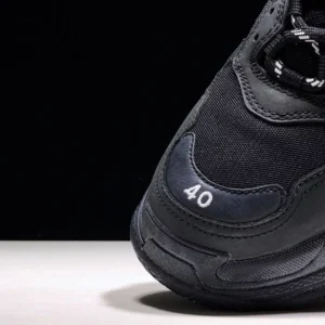 Balenciaga Triple S Sneaker In Black - RBS43