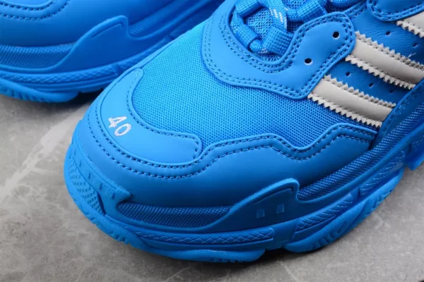 Balenciaga x Adidas Triple S Low-Top Sneakers in Blue - RBS37