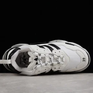 Balenciaga x Adidas x Triple S Sneakers in White - RBS36