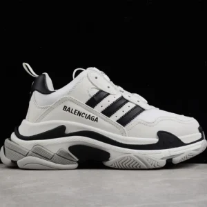 Balenciaga x Adidas x Triple S Sneakers in White - RBS36