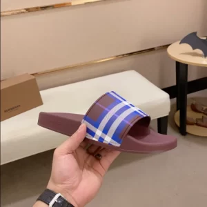 Burberry Check Slides - SB04