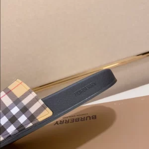 Burberry Check Slides - SB02