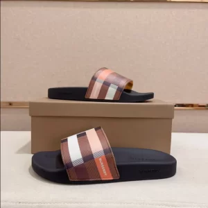 Burberry Check Slides - SB16