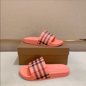 Burberry Check Slides - SB08