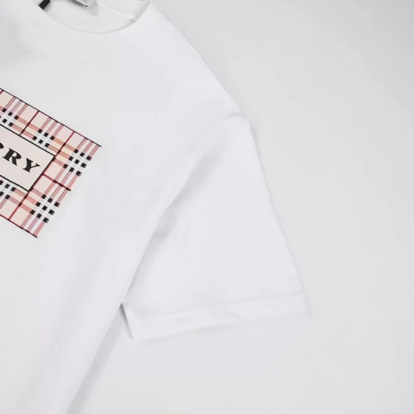 Burberry Cotton T-shirt - BRT23