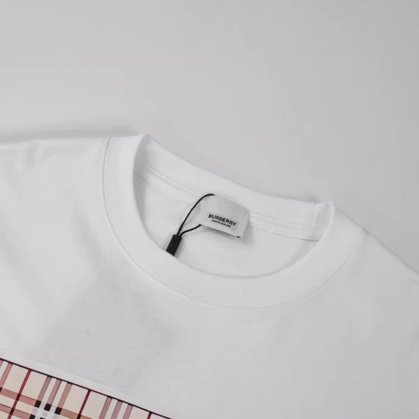 Burberry Cotton T-shirt - BRT23