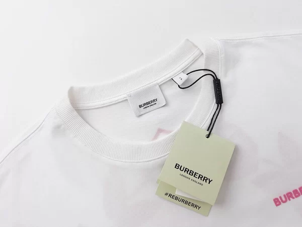 Burberry Cotton T-shirt - BRT08