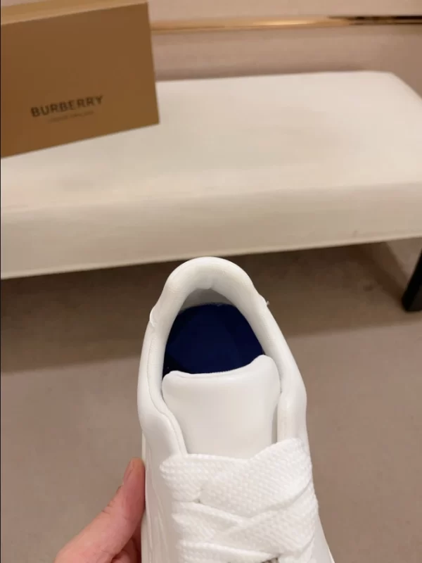 Burberry Leather Stock Sneakers - RBB02