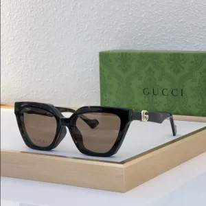 Gucci Sunglasses – GRS35