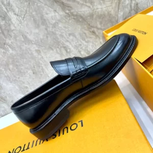 LV Flex Loafer - RL57