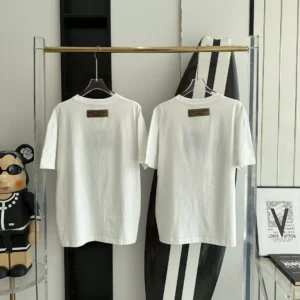LV Logo T-Shirt in White - LRT18