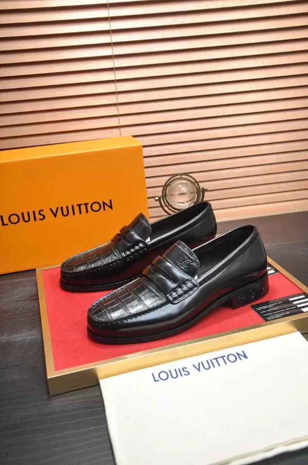 LV Louis Loafer - RL52