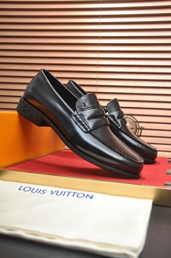 LV Louis Loafer - RL49